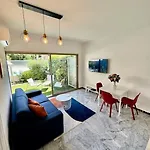 公寓 Elegant 2 Pieces A Antibes A 30M De La Plage Avec Piscine 昂蒂布